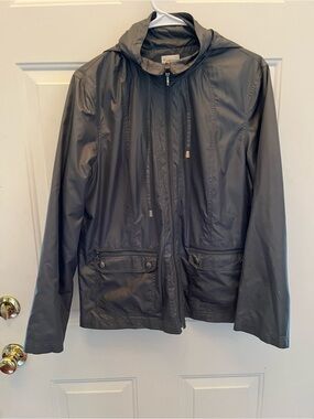 Chico’s Zenergy Lightweight Hooded Windbreaker Jacket - Gray sz. 12 (chico's 2)